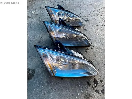 Ford Focus Sol Ön Far çıkma parça