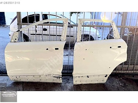 Ford Kuga Kapı (Ön Sol) çıkma parça
