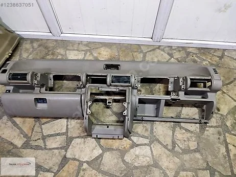 Land Rover Freelander Torpido çıkma parça - TALHA OTO ÇIKMA Kocaeli