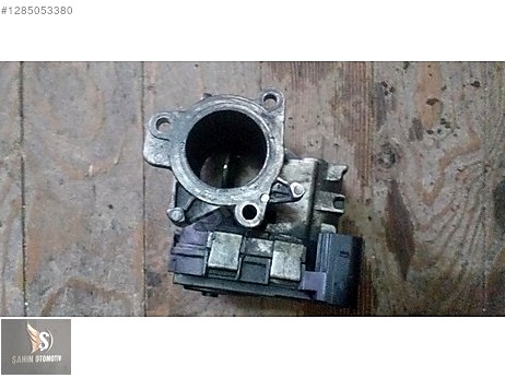 Fiat Linea Gaz Kelebeği çıkma parça