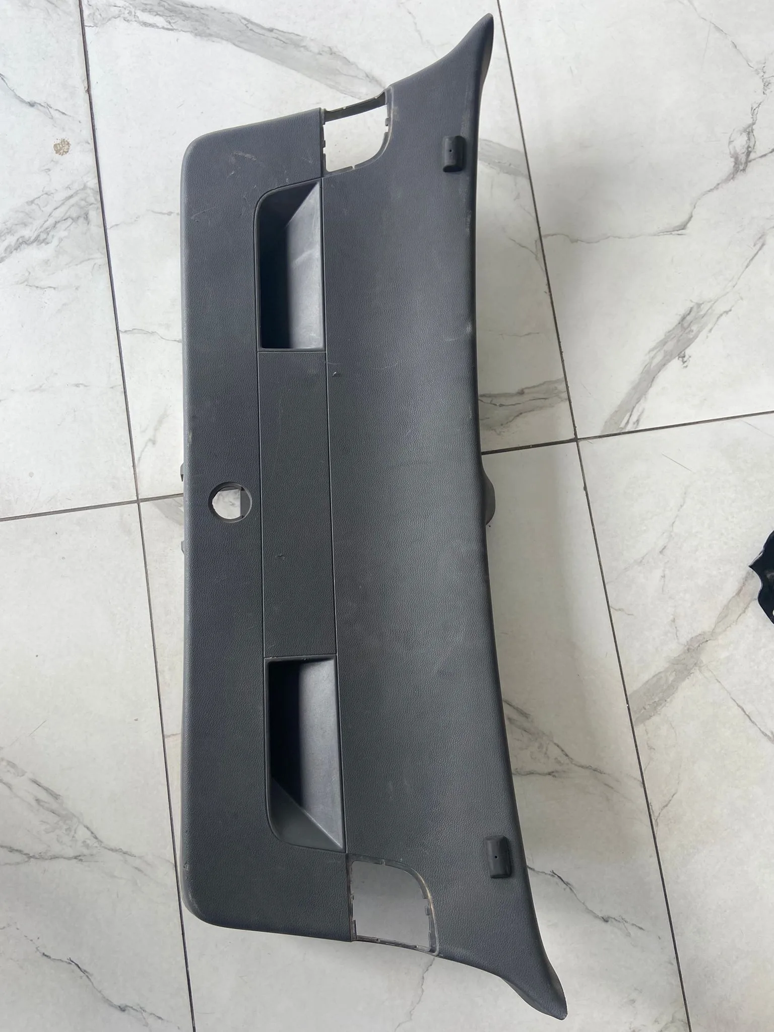 Hyundai i20 Tampon Braketi Çıkma Parça Mersin