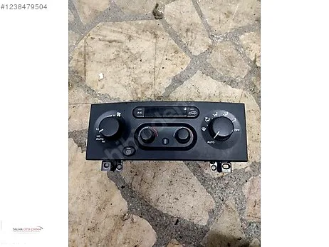 Jeep Grand Cherokee Klima Kontrol Paneli çıkma parça - TALHA OTO ÇIKMA Kocaeli
