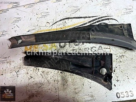 Hyundai Accent Ön Cam Izgarası çıkma parça