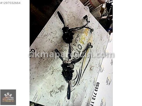 Hyundai Accent Sinyal Kolu çıkma parça