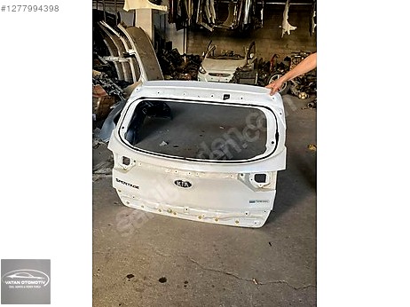 Kia Sportage Bagaj Kapağı çıkma parça