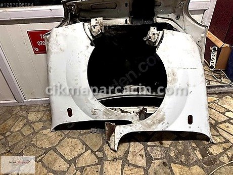 Renault Kangoo Çamurluk (Ön) çıkma parça