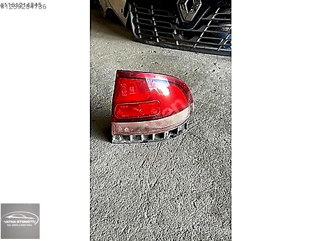 Mazda 626 Sağ Arka Stop çıkma parça