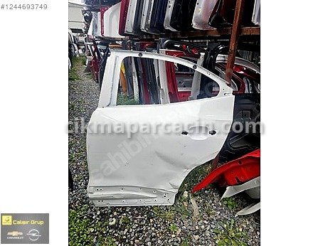 Opel Mokka Kapı (Arka Sol) çıkma parça