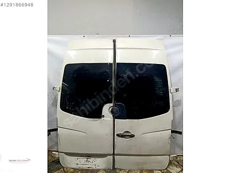 Mercedes-Benz Sprinter Kapı (Arka Sol) çıkma parça - TALHA OTO ÇIKMA Kocaeli
