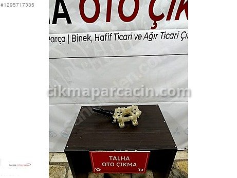 Mitsubishi L200 Sinyal Kolu çıkma parça