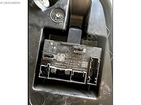 Skoda Octavia Kapı (Ön Sol) çıkma parça - EYLÜL VOLKSWAGEN ÇIKMA YEDEK PARÇA şanlıurfa