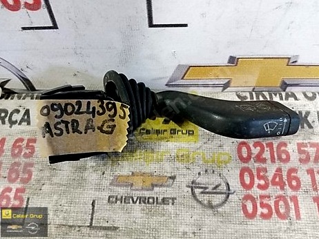 Opel Astra Silecek Kolu çıkma parça