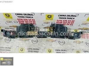 OPEL ASTRA H 2004 – 2012 TAMPON ORTA BRAKET OEM 13225772
