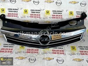 OPEL ASTRA H 2008 – 2013 ÖN PANJUR OEM 1320270 ÇIKMA SÖKME YEDE