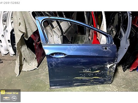 Opel Astra Kapı (Ön Sağ) çıkma parça