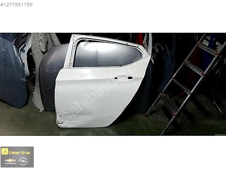 Opel Astra Kapı (Arka Sol) çıkma parça