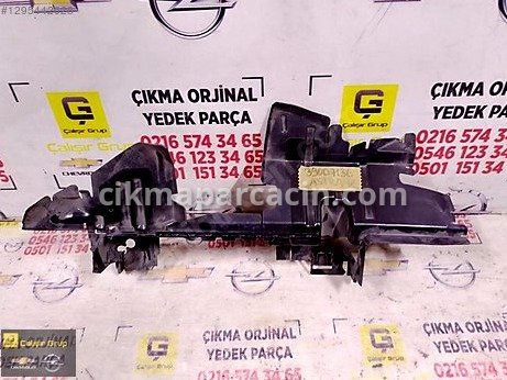 Opel Astra Kalorifer Izgarası çıkma parça