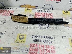 OPEL COMBO E 2019 – 2024 SOL ÖN TAMPON BRAKETİ OEM 9821847180