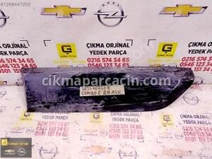 OPEL COMBO E SAĞ ARKA KAPI BANDI OEM 9835787377