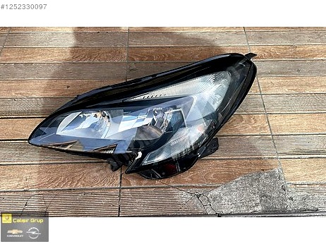 Opel Corsa Sol Ön Far çıkma parça