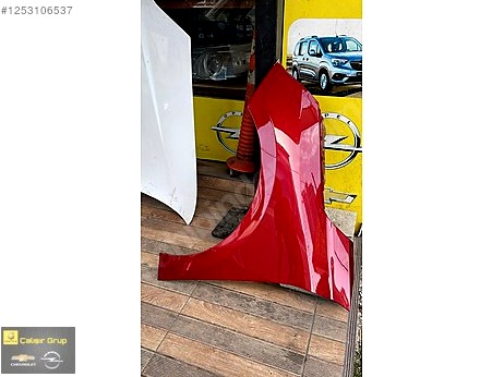 Opel Corsa Çamurluk (Ön) çıkma parça