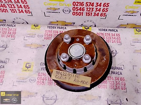Opel Corsa Sağ Arka Stop çıkma parça