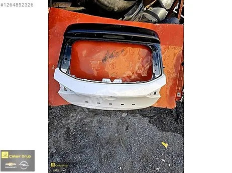 Opel Corsa Bagaj Kapağı çıkma parça - ÇALIŞIR GRUP OPEL CHEVROLET ÇIKMA YEDEK PARÇA İstanbul