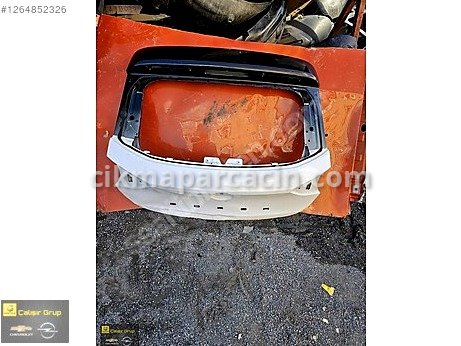 Opel Corsa Bagaj Kapağı çıkma parça