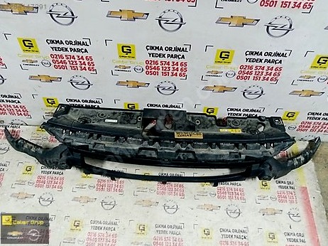 Opel Corsa Ön Tampon çıkma parça