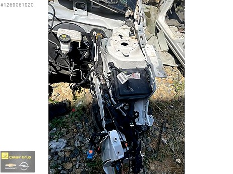 Opel Corsa Sigorta Kutusu çıkma parça