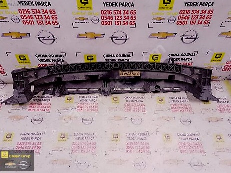 Opel Corsa Ön Tampon çıkma parça