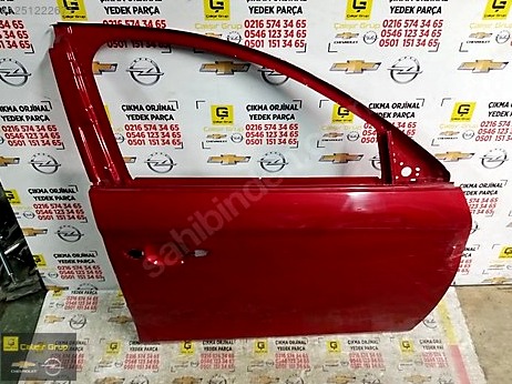 Opel Corsa Kapı (Ön Sağ) çıkma parça