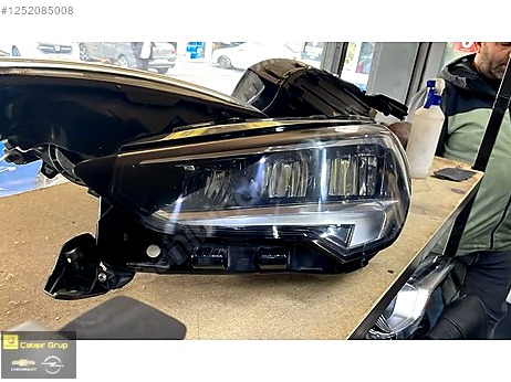 Opel Corsa Sol Ön Far çıkma parça