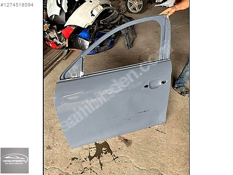 Opel Corsa Kapı (Ön Sol) çıkma parça