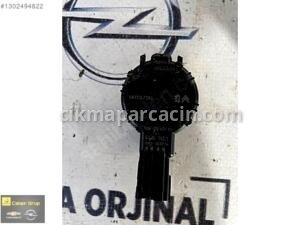 OPEL CROSSLAND 2017 – 2024 YAĞMUR SENSÖRÜ OEM 9813167380