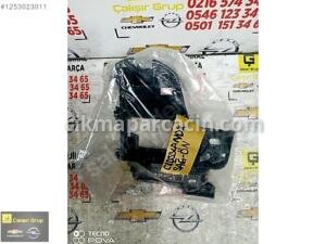 OPEL CROSSLAND 2018 – 2024 FAR ALT BRAKETİ ÇIKMA SÖKME