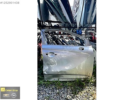Opel Crossland Kapı (Arka Sağ) çıkma parça