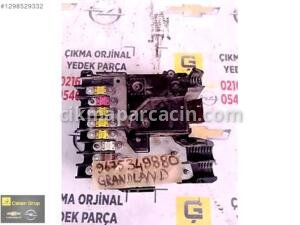 OPEL GRANDLAND SİGORTA KUTUSU OEM 9675349880 ÇIKMA SÖKME YEDEK
