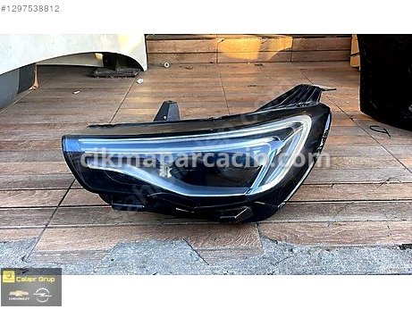Opel Grandland Sol Ön Far çıkma parça