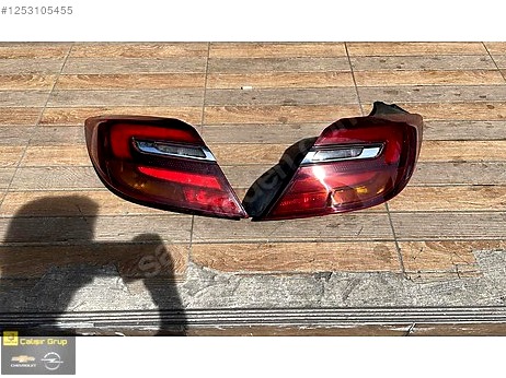 Opel Insignia Sol Arka Stop çıkma parça