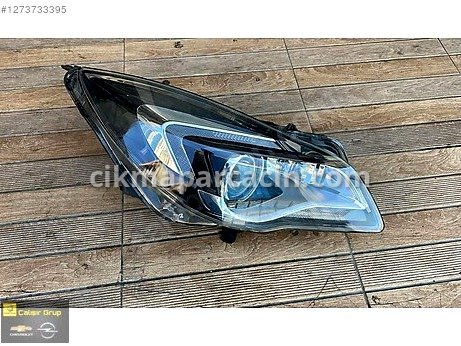 Opel Insignia Sağ Ön Far çıkma parça