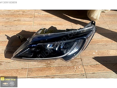 Opel Meriva Sol Ön Far çıkma parça