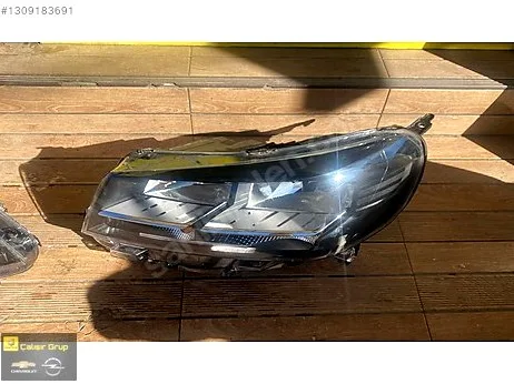 Opel Vectra Sol Ön Far çıkma parça - ÇALIŞIR GRUP OPEL CHEVROLET ÇIKMA YEDEK PARÇA İstanbul