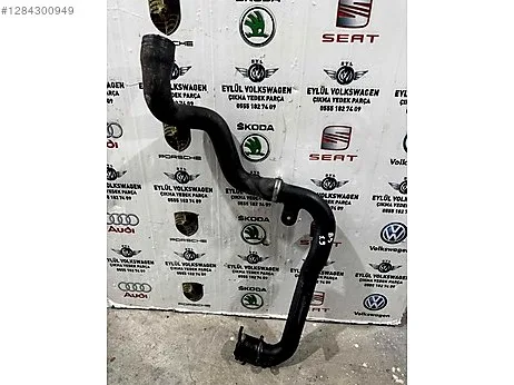 Volkswagen Passat Turbo Hortumu çıkma parça - EYLÜL VOLKSWAGEN ÇIKMA YEDEK PARÇA şanlıurfa