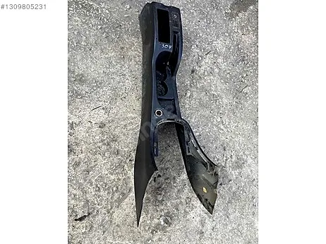 Peugeot 307 Orta Konsol çıkma parça