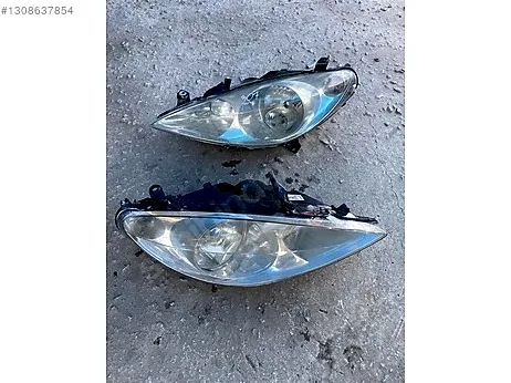 Peugeot 307 Sol Ön Far çıkma parça
