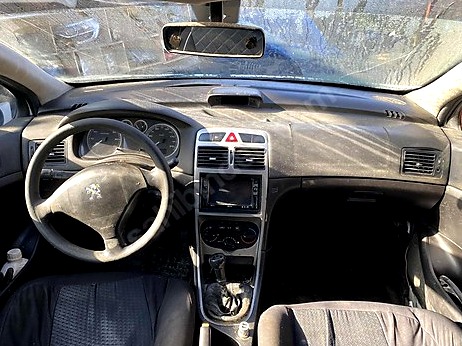 Peugeot 307 Ön Koltuk çıkma parça