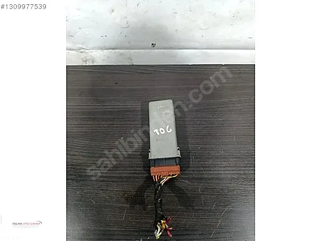 Peugeot 306 Merkezi Kilit Motoru çıkma parça - TALHA OTO ÇIKMA Kocaeli