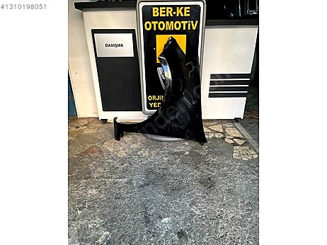 Renault Clio Çamurluk (Ön) çıkma parça