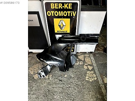 Renault Clio Çamurluk (Arka) çıkma parça